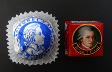 Mozartkugel aus Salzburg vs Mozart-Tirol Schokolade